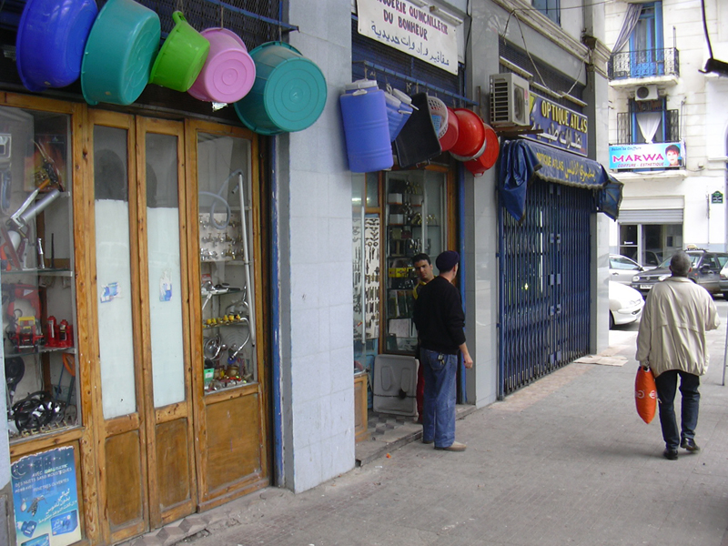 photos/2004 Alger/0353 Rue Borely la Sapie.jpg